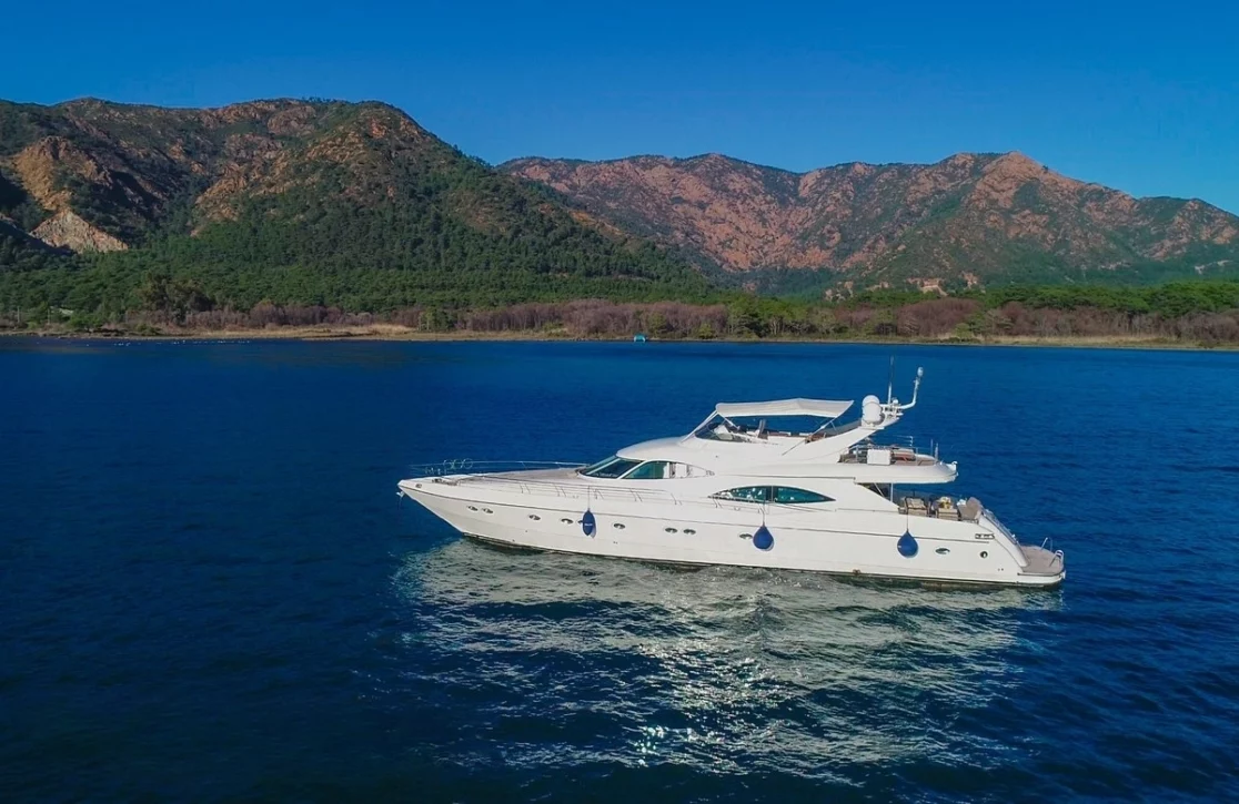 An image of Viva Lola yacht