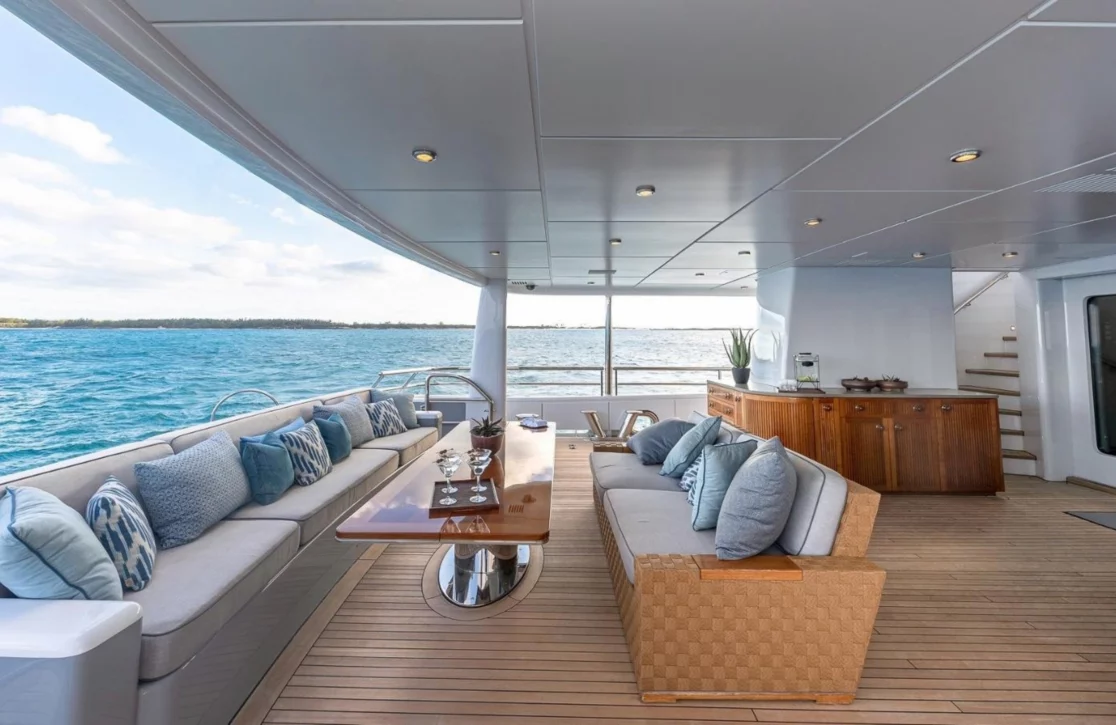 An image of Lind yacht