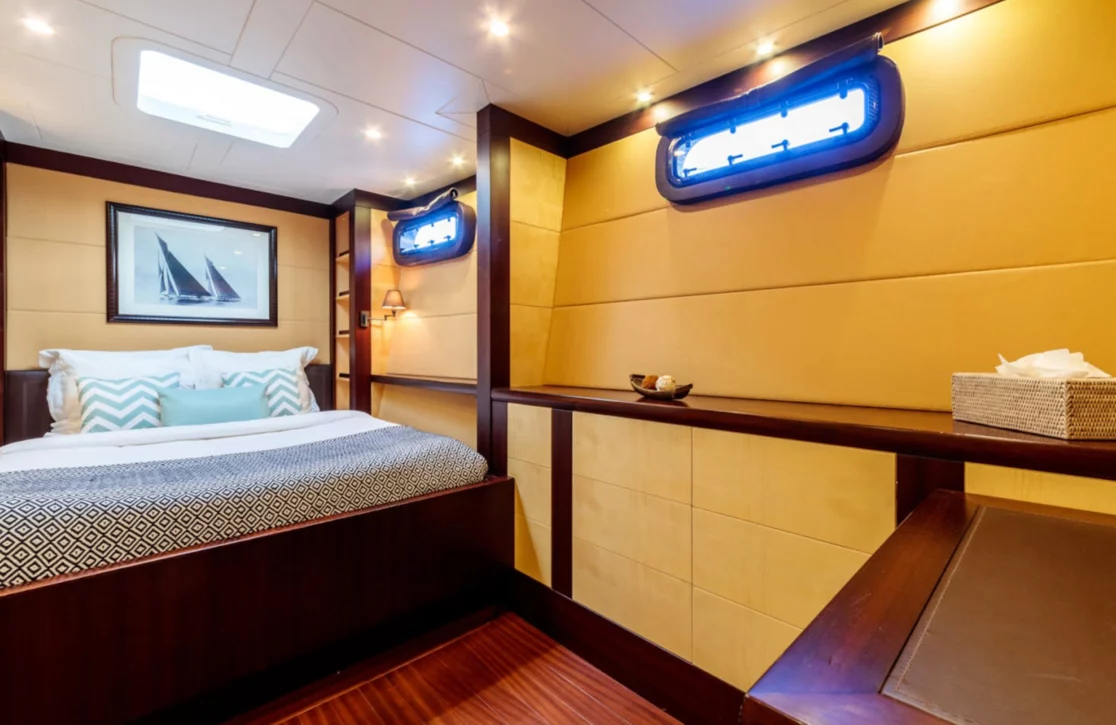 An image of Allures yacht