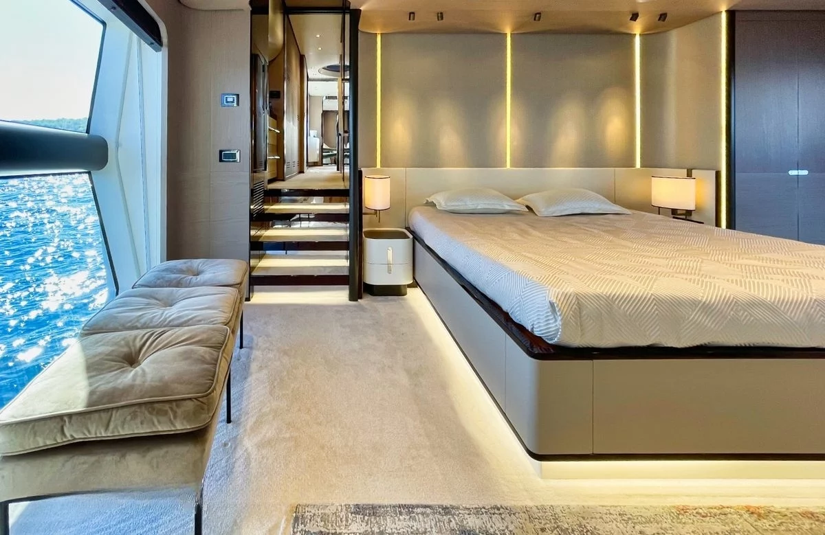 A preview of interior Bedroom cabin