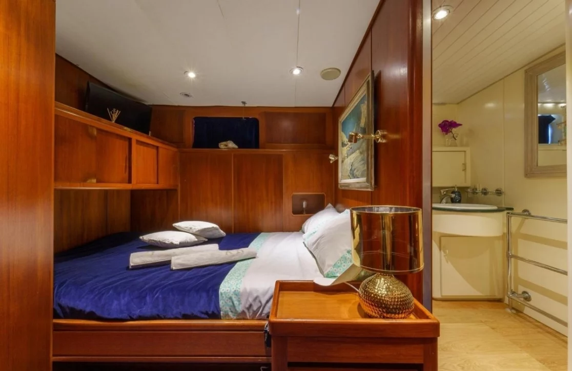 An image of White Star Of Rorc yacht