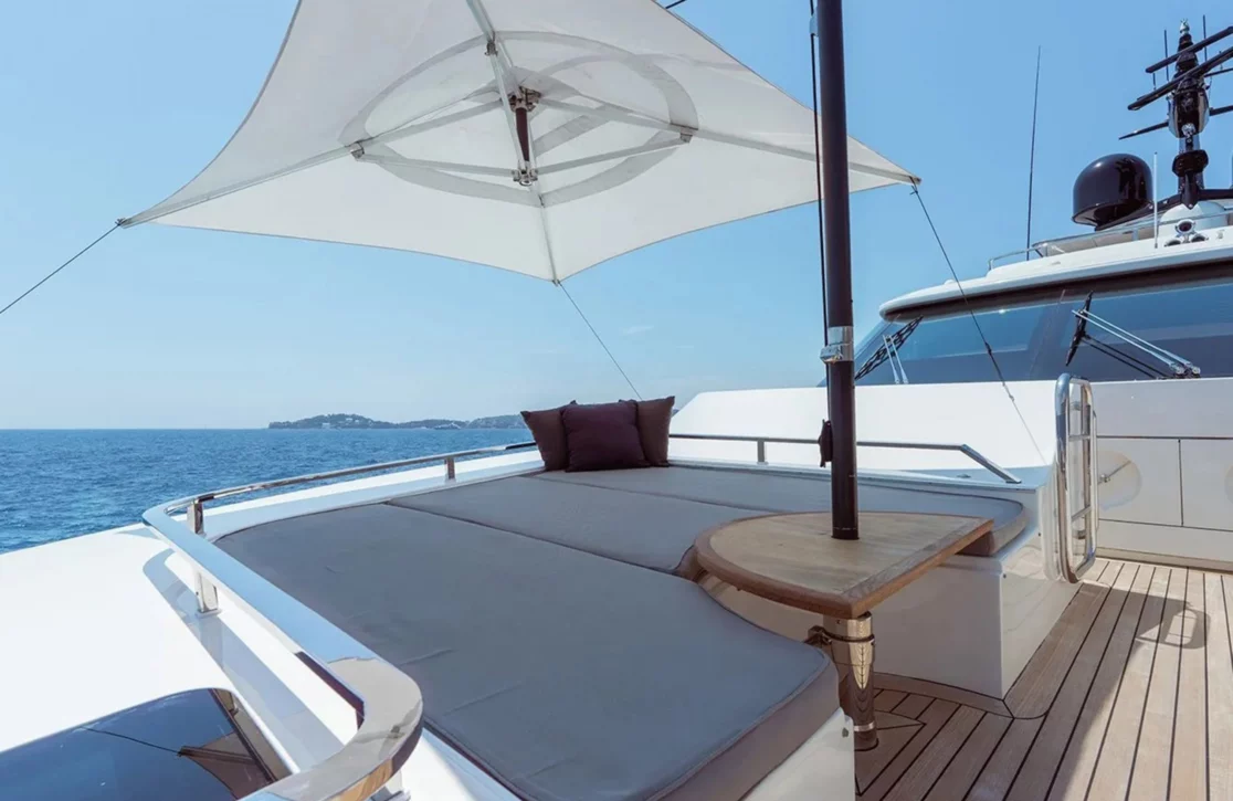An image of Away yacht