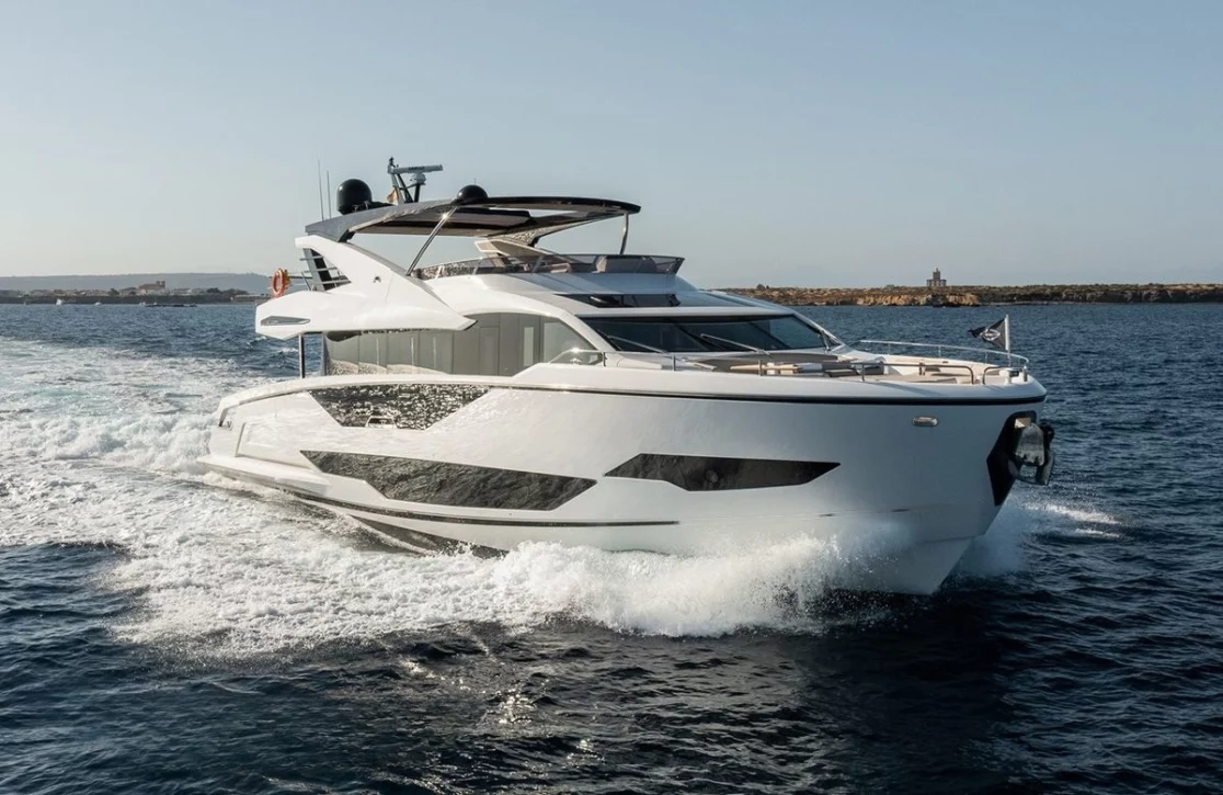 An image of Wyldecrest yacht