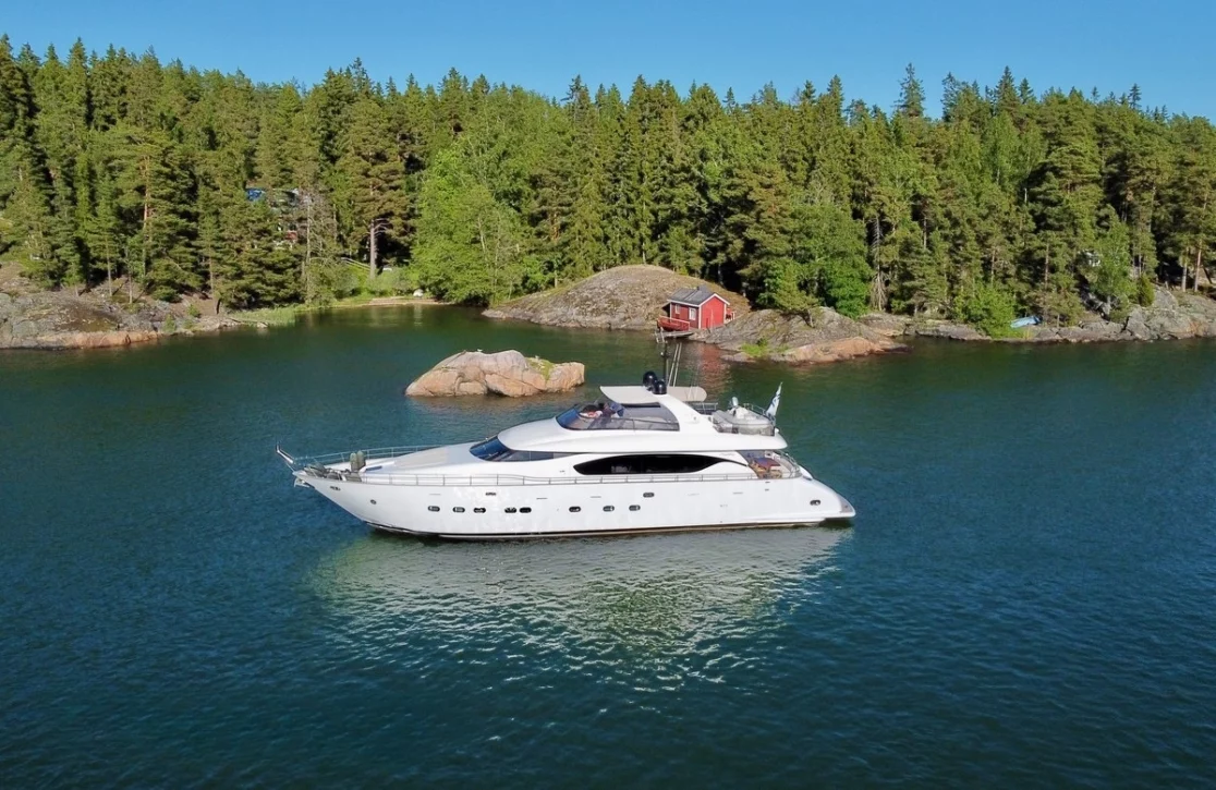 An image of Xumi yacht