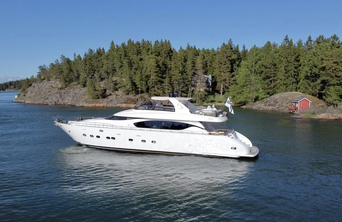 An image of Xumi yacht