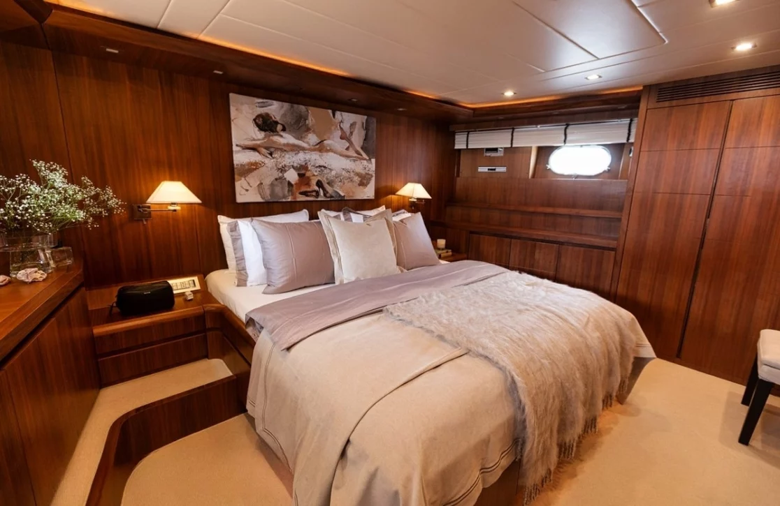 An image of Xumi yacht