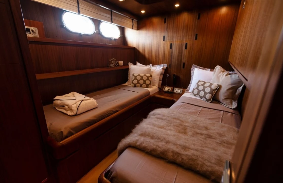 An image of Xumi yacht