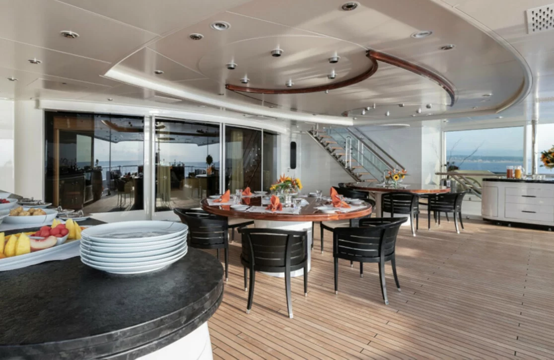 An image of Sunrays yacht