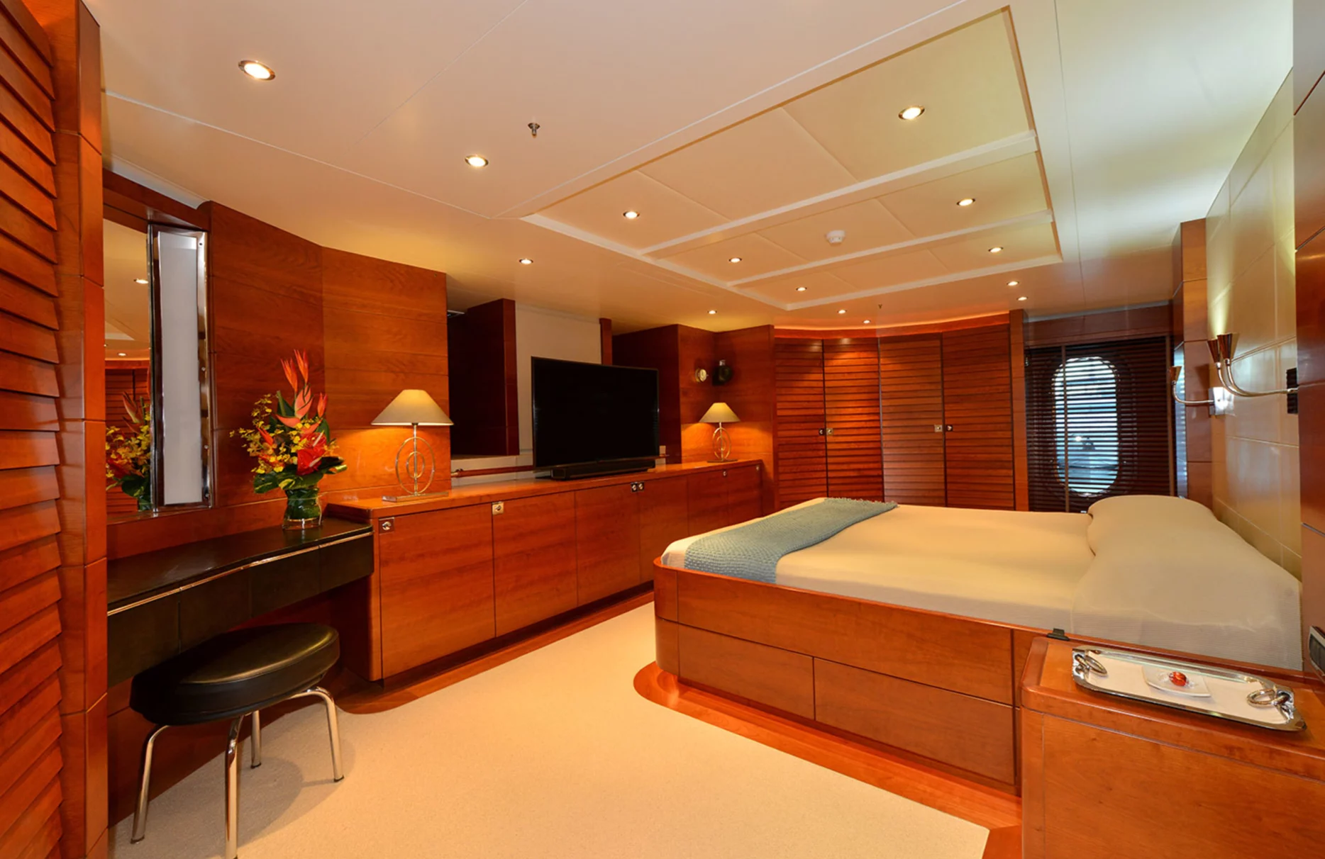 A preview of interior Bedroom cabin