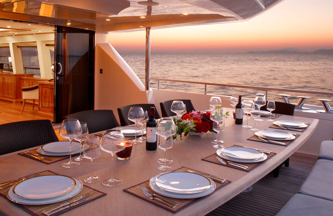 An image of Dragon yacht