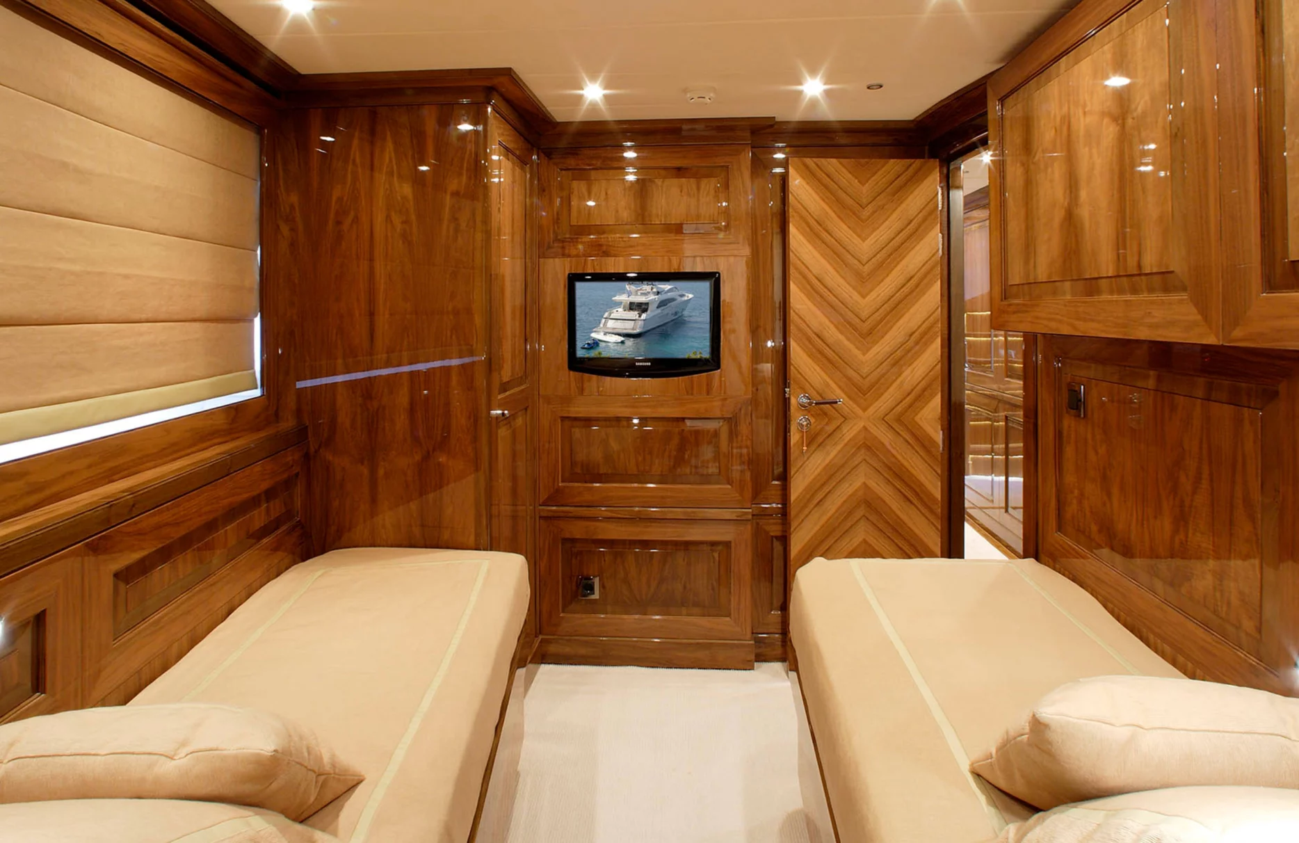 A preview of interior Bedroom cabin
