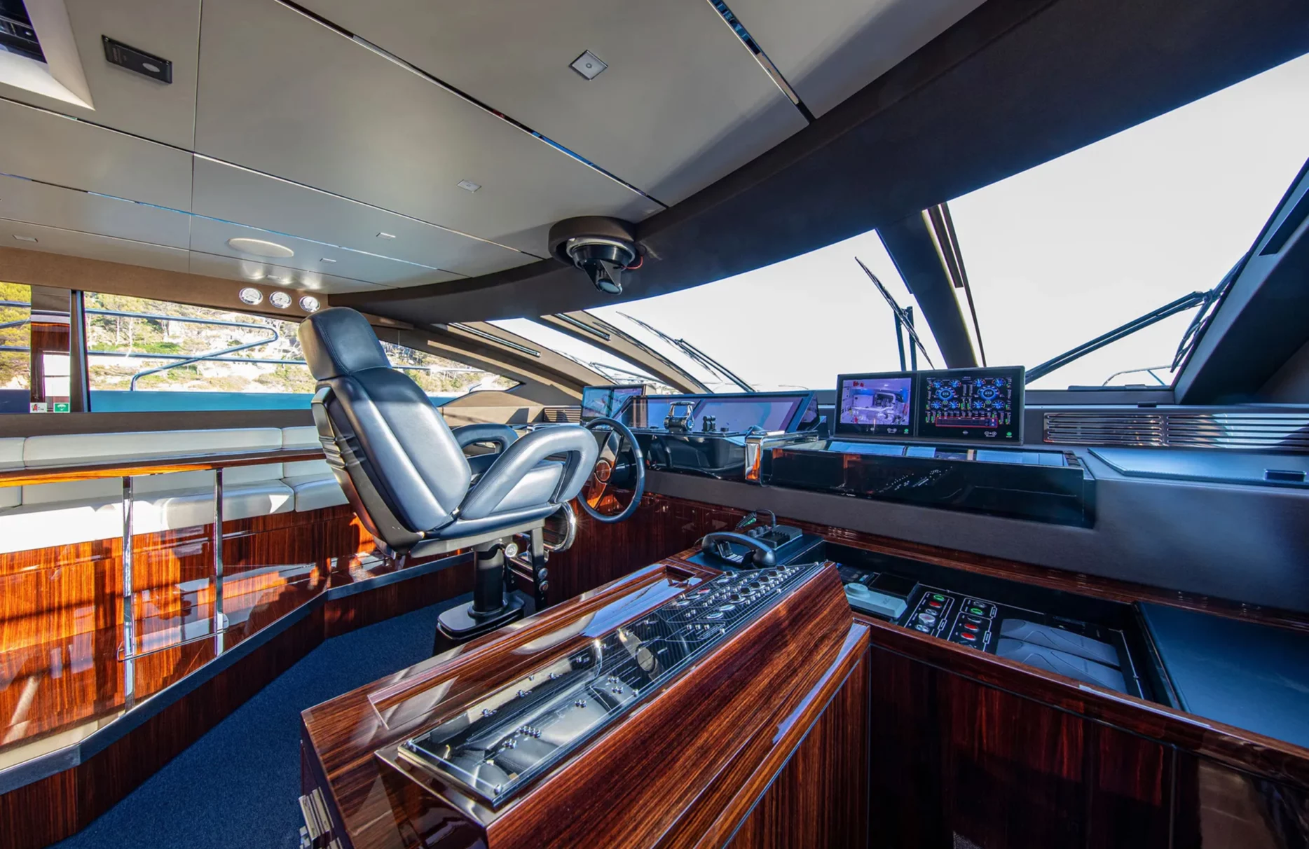 A preview of interior Bridge driving area
