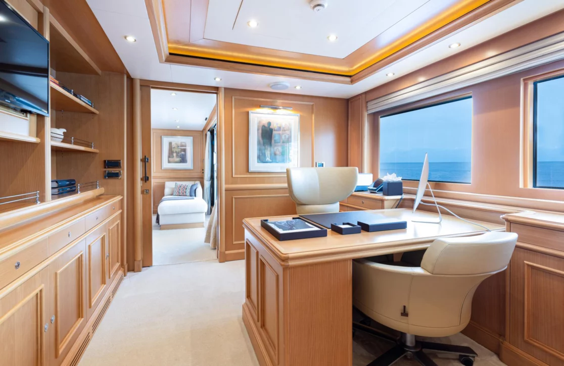 An image of Hana yacht