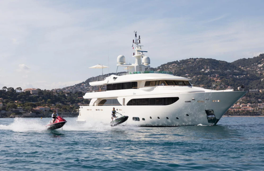 An image of Hana yacht