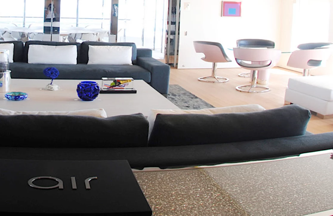 An image of Air yacht