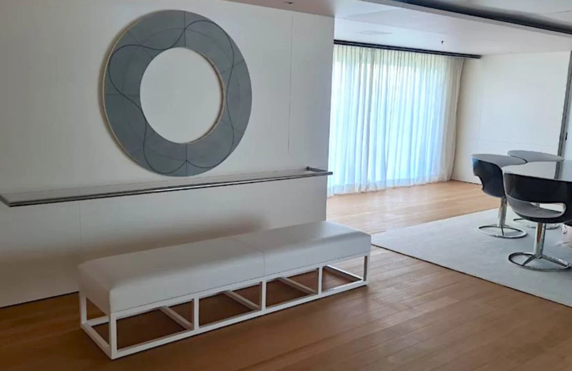 An image of Air yacht