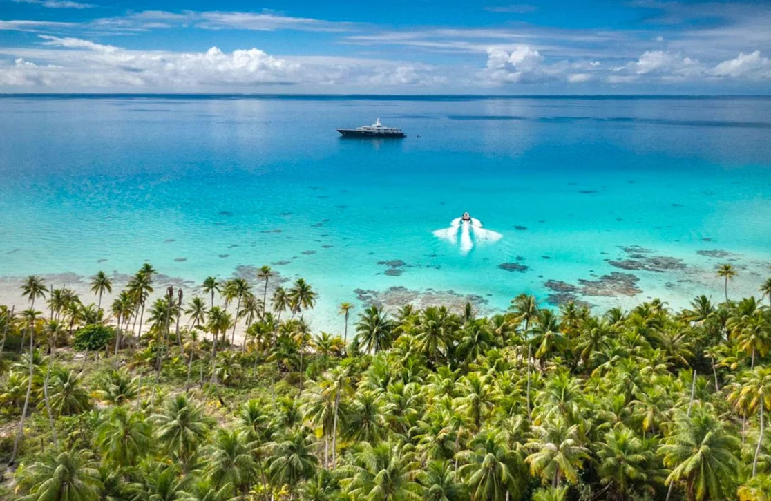 An image of Air yacht