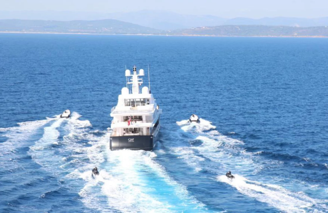 An image of Air yacht
