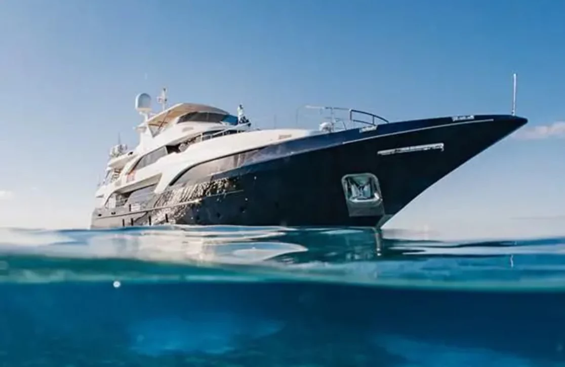 An image of Cofina yacht