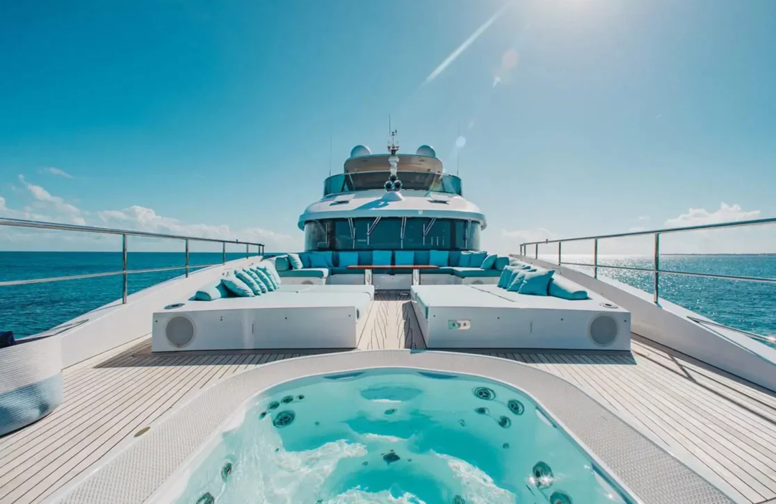 An image of Cofina yacht