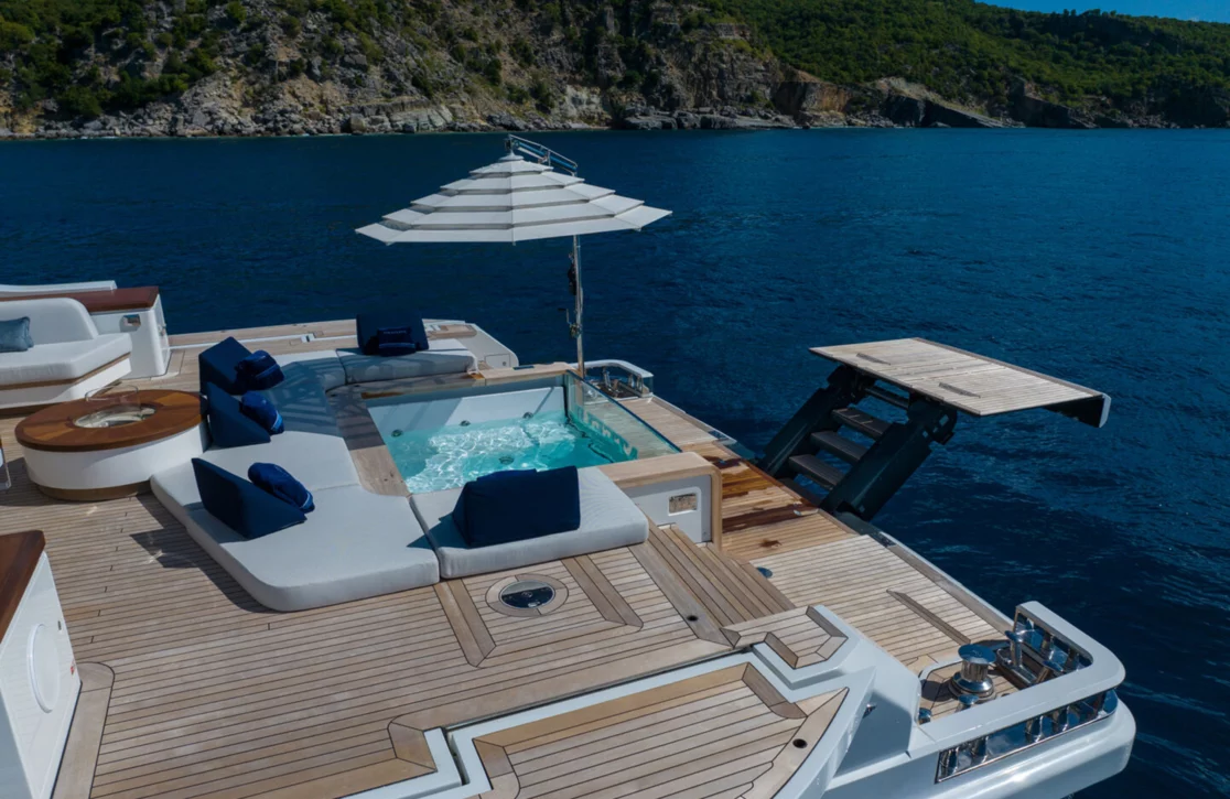 An image of Kings Lair yacht