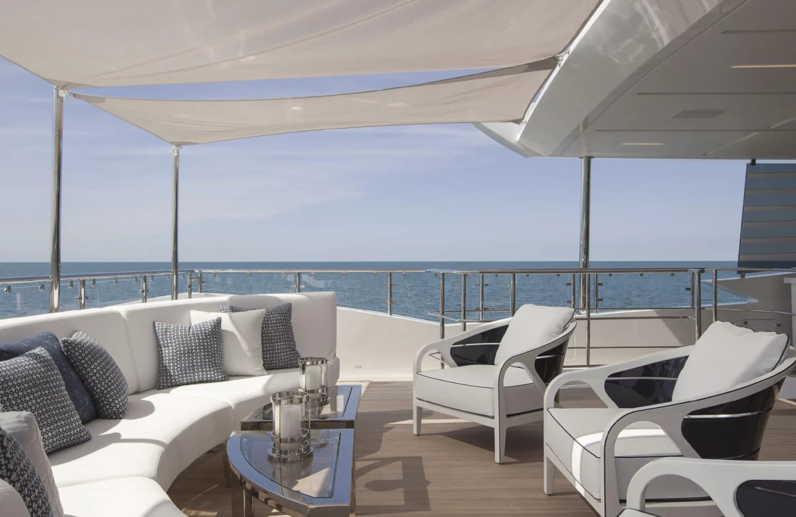 An image of H yacht