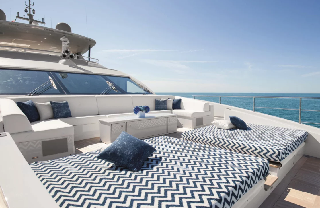 An image of H yacht