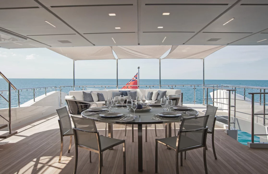 An image of H yacht