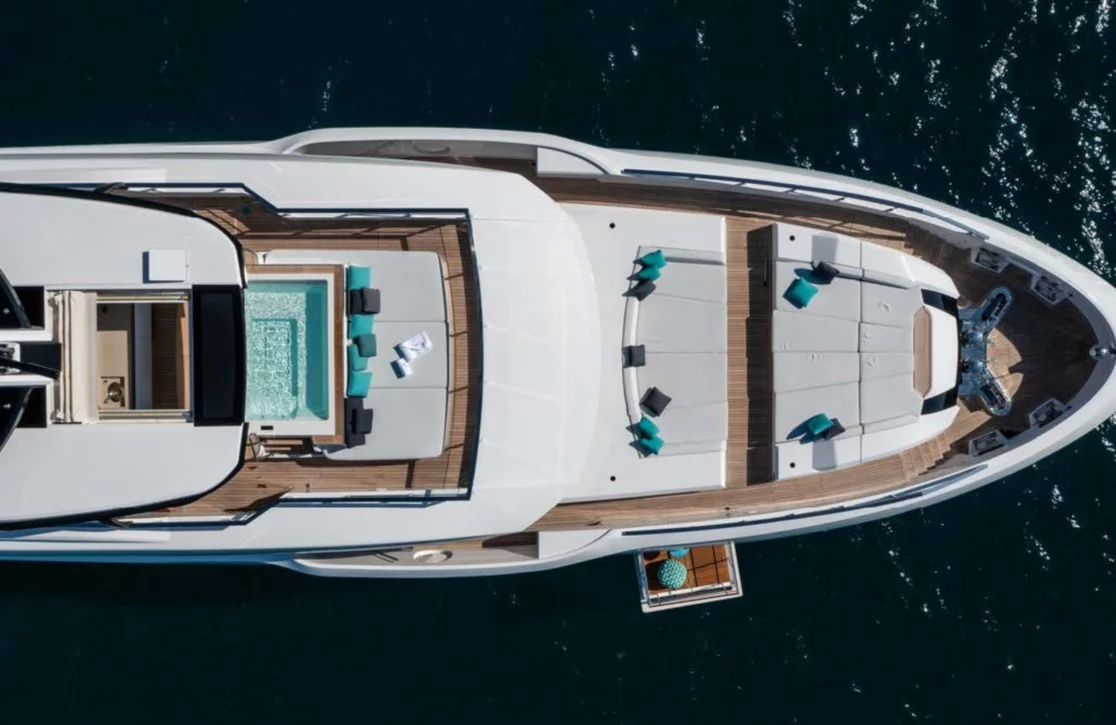 An image of Lee yacht