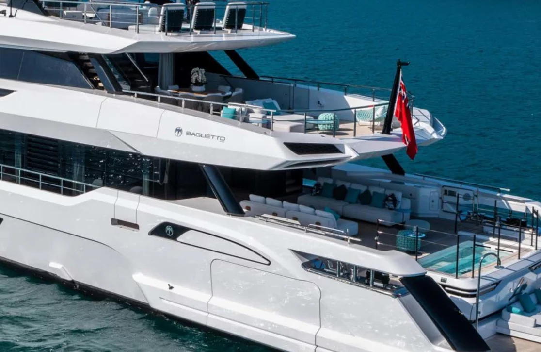 An image of Lee yacht