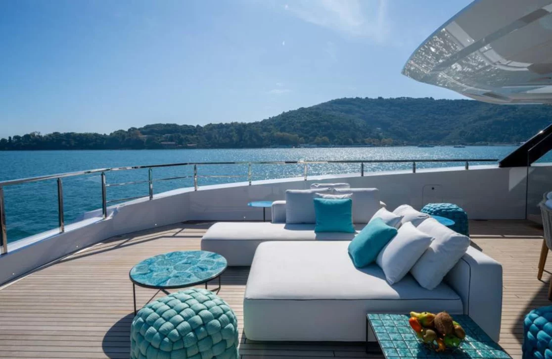 An image of Lee yacht