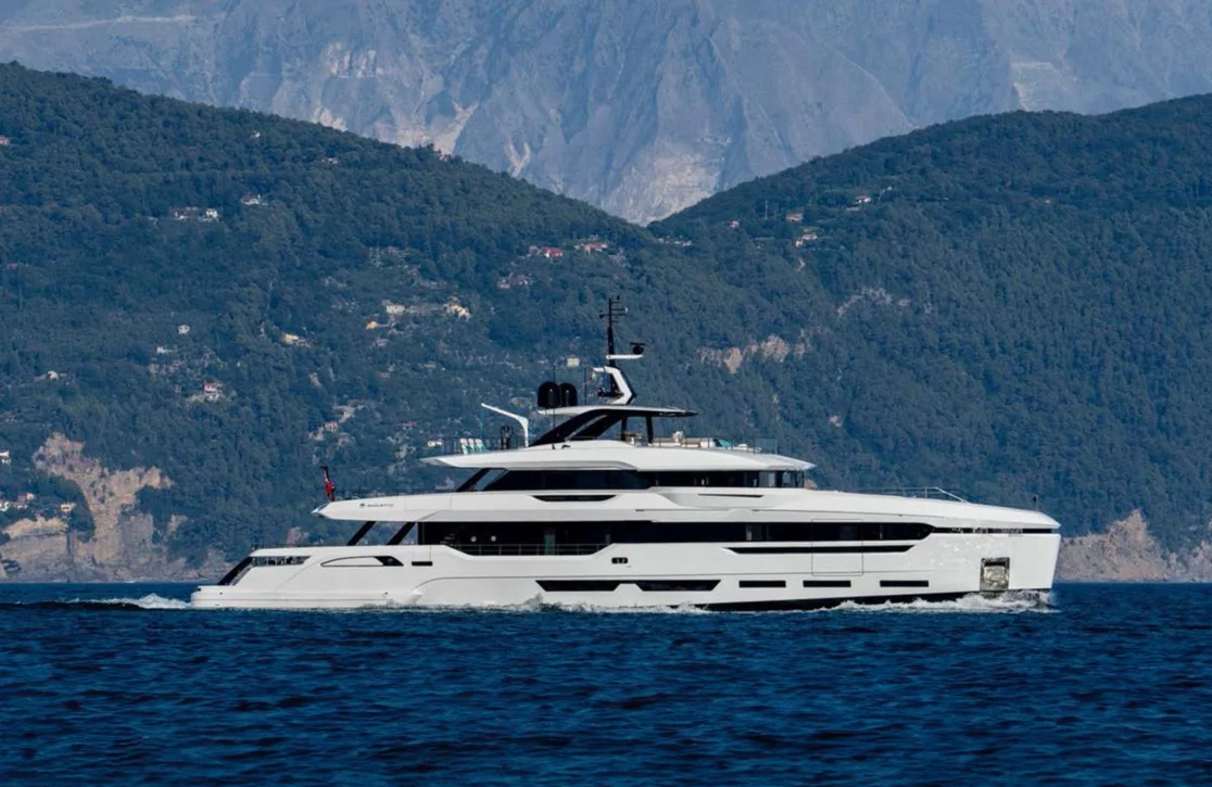 An image of Lee yacht