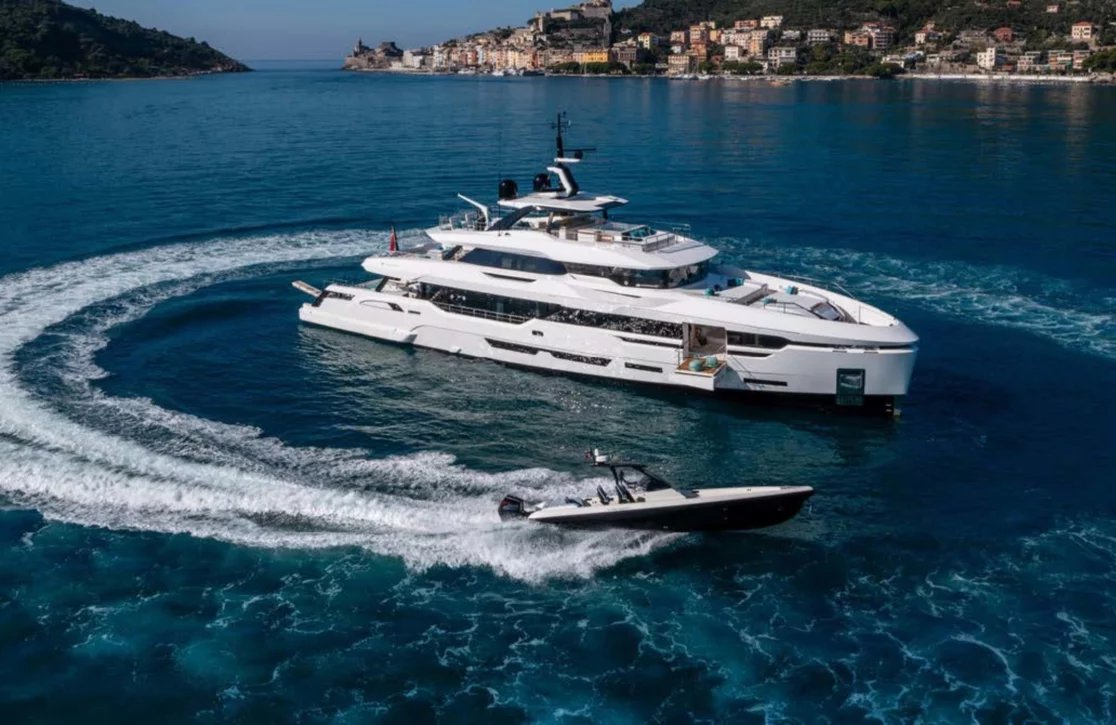 An image of Lee yacht