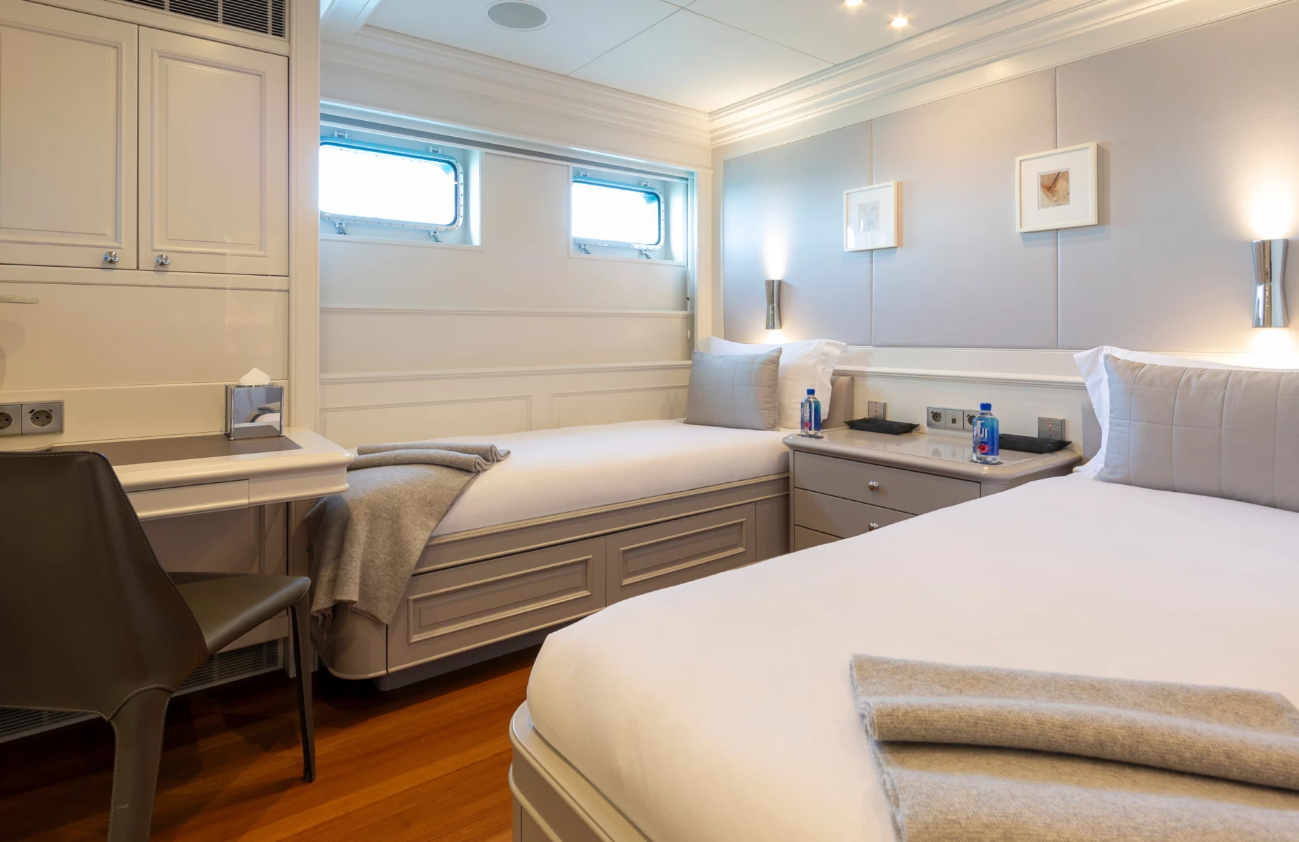 A preview of interior Bedroom cabin