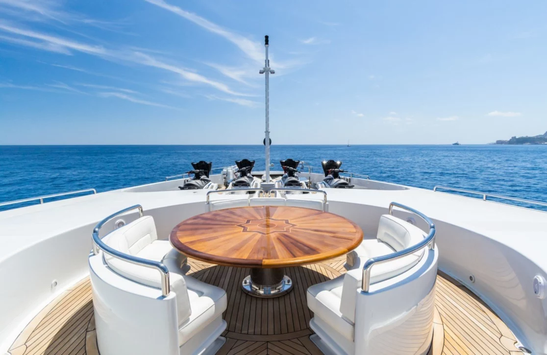An image of Apogee yacht