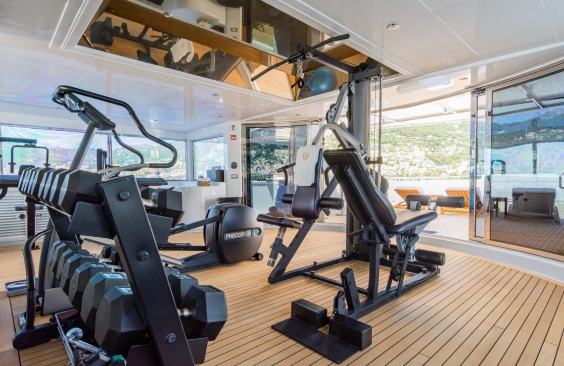 An image of Apogee yacht