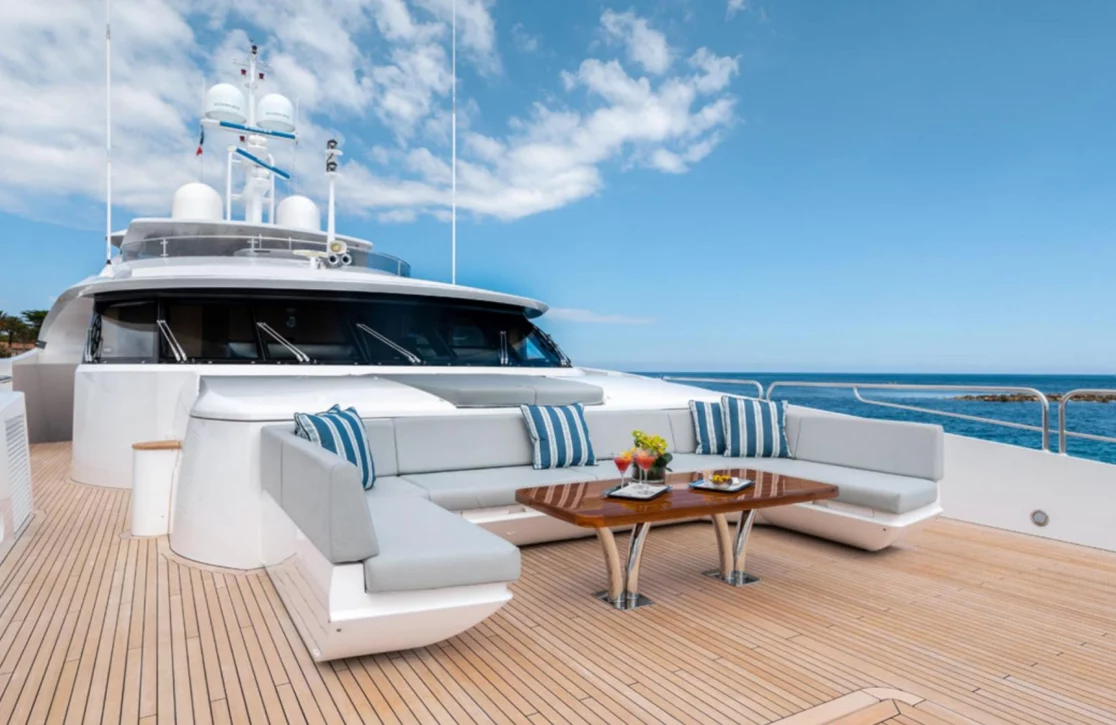An image of Arados yacht
