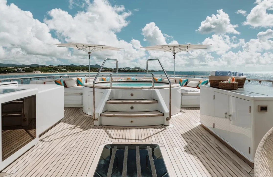 An image of Bella yacht