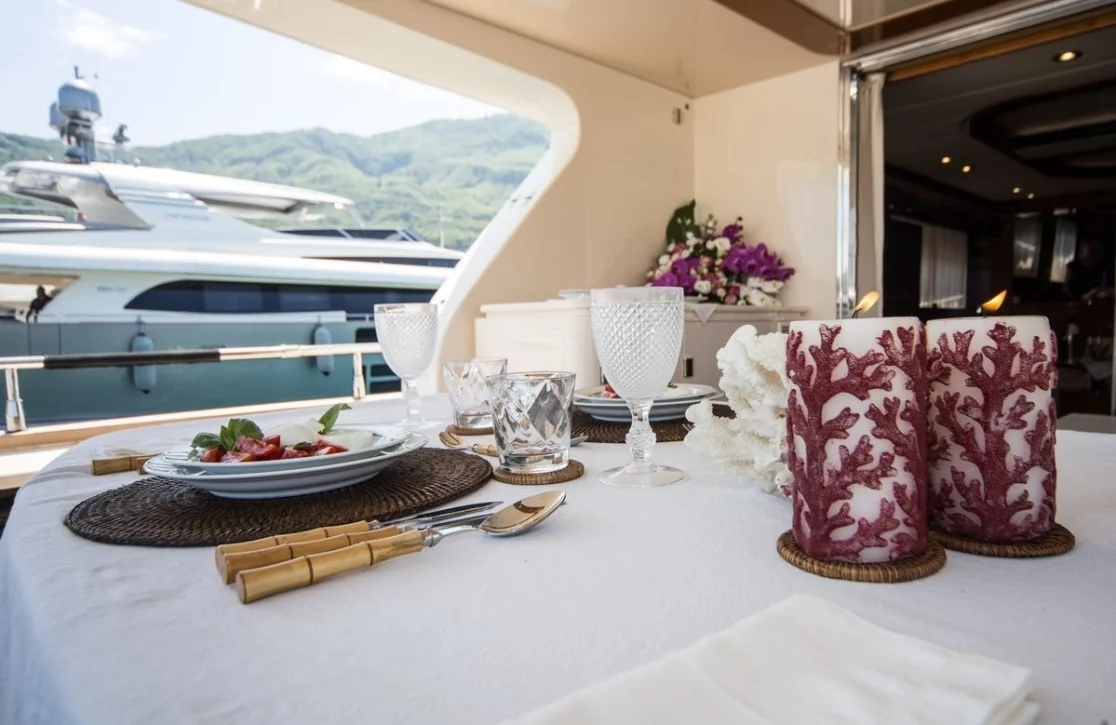 An image of Zia Canaia yacht