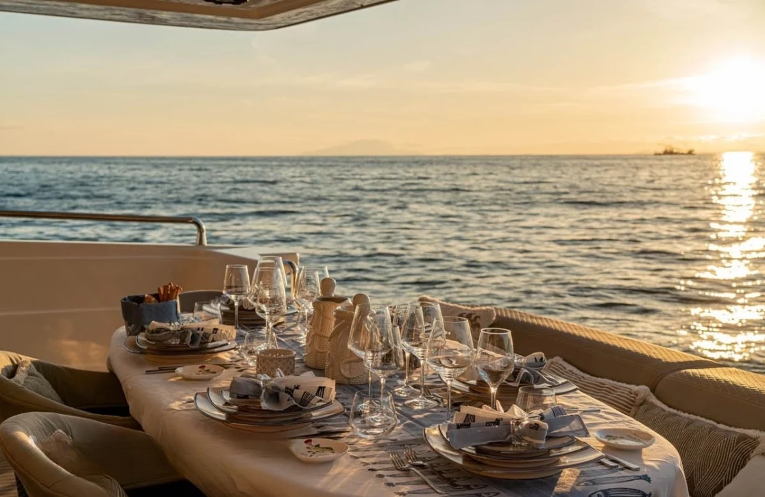 An image of Zihuatanejo yacht
