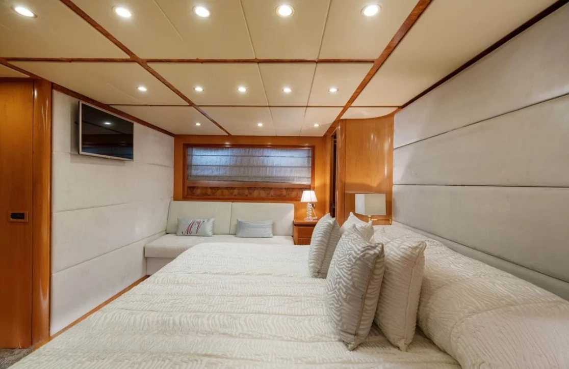 An image of Zihuatanejo yacht