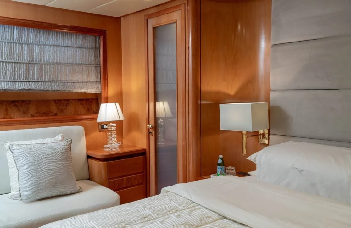 An image of Zihuatanejo yacht