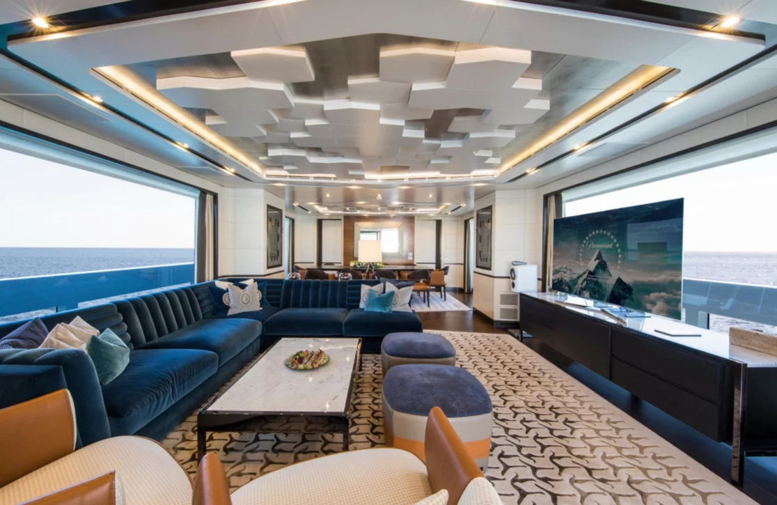 An image of Spring yacht