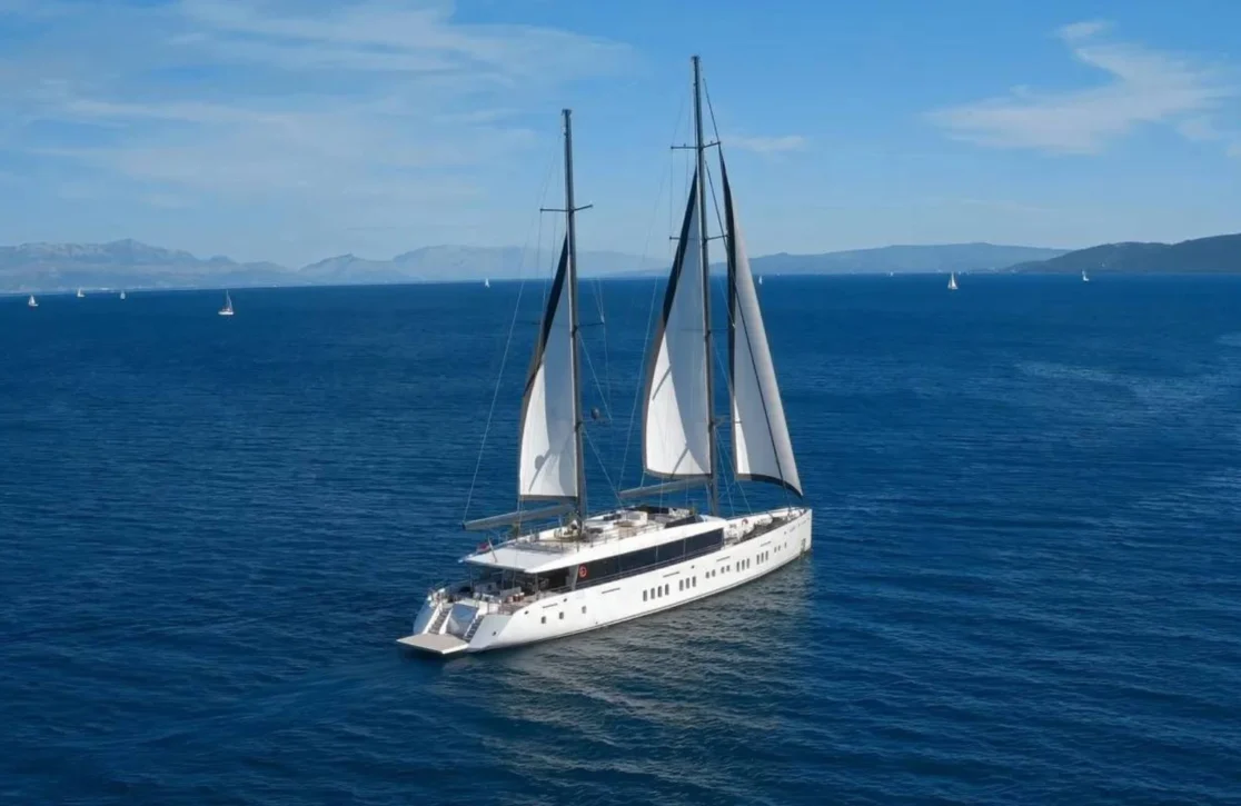 An image of Adri yacht