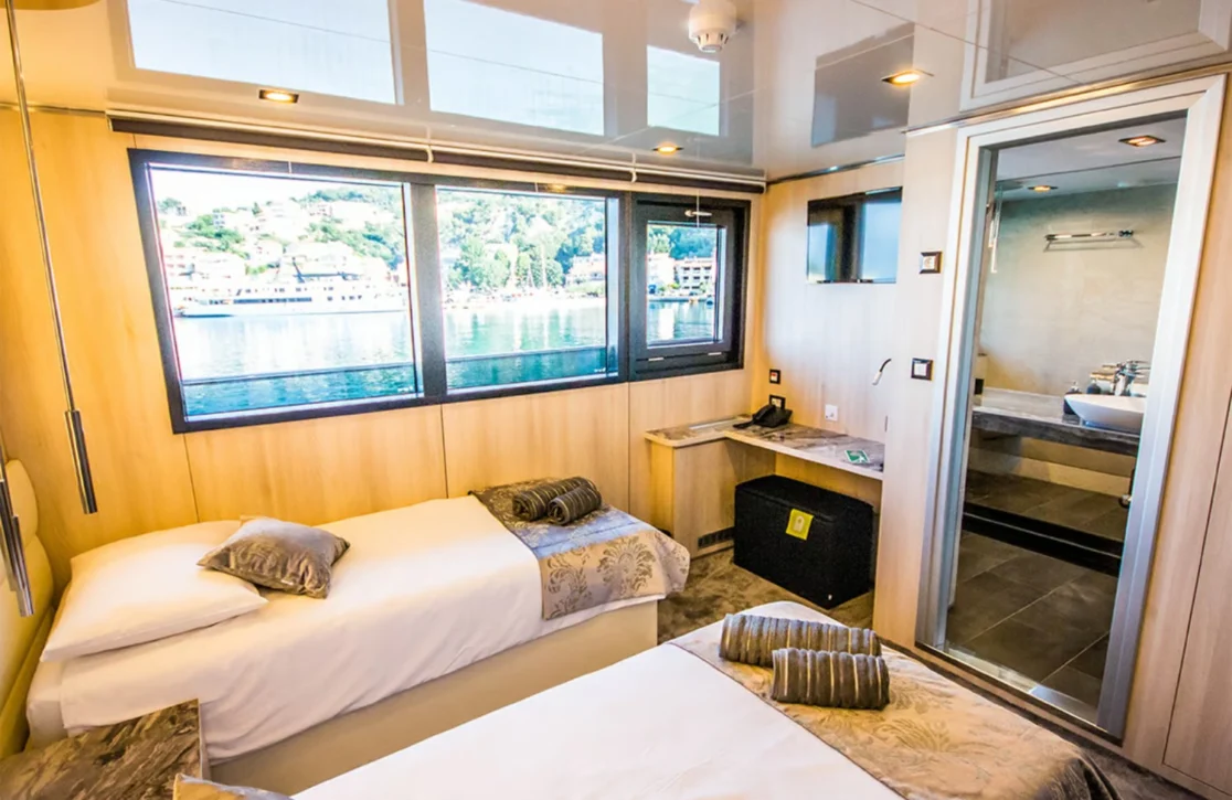 An image of Black Swan yacht