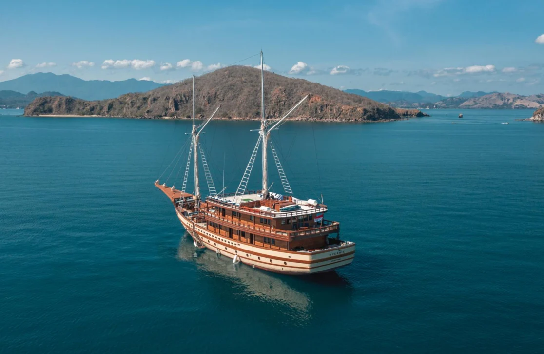 An image of The Maj Oceanic yacht