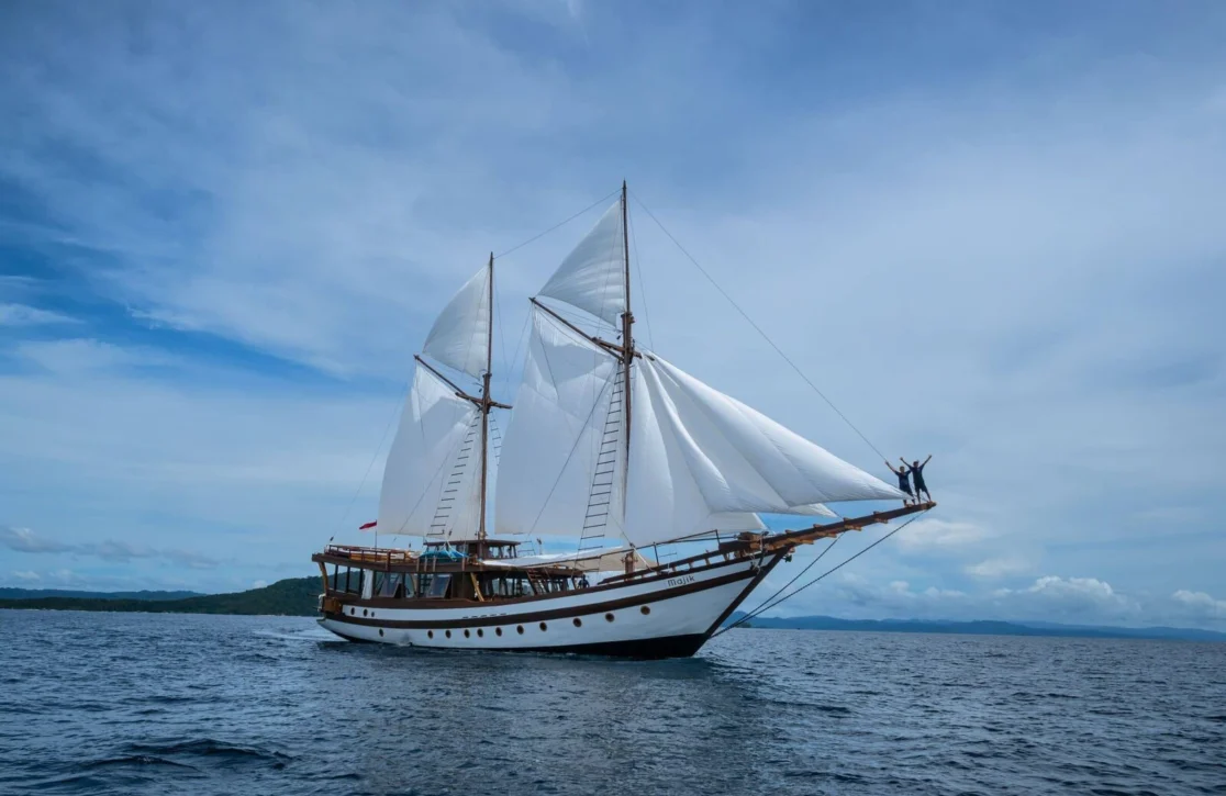 An image of Majik yacht