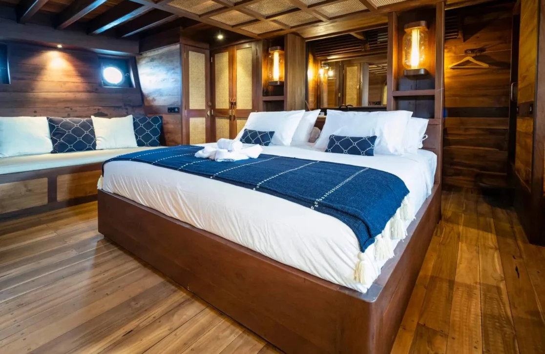 An image of Majik yacht