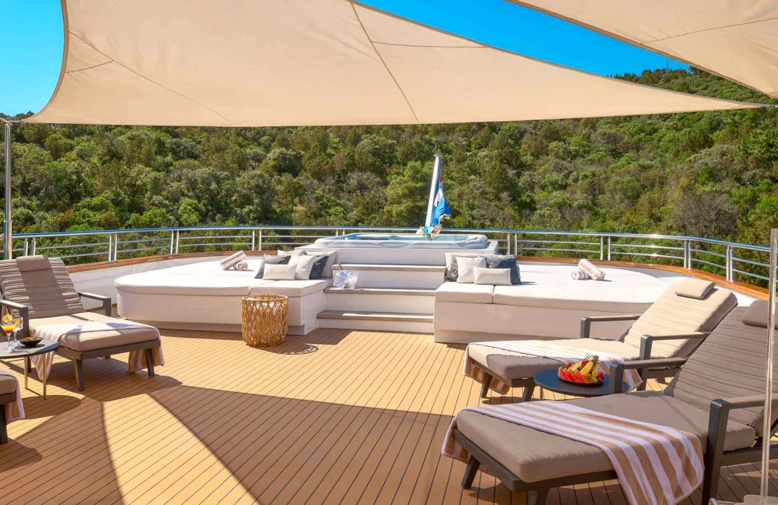 An image of Cristal yacht