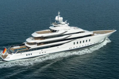 An image of CC-Summer yacht